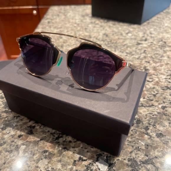 Dior Sunglasses - Picture 2 of 3